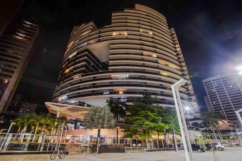 Apartment 2106 - D Apto No De *